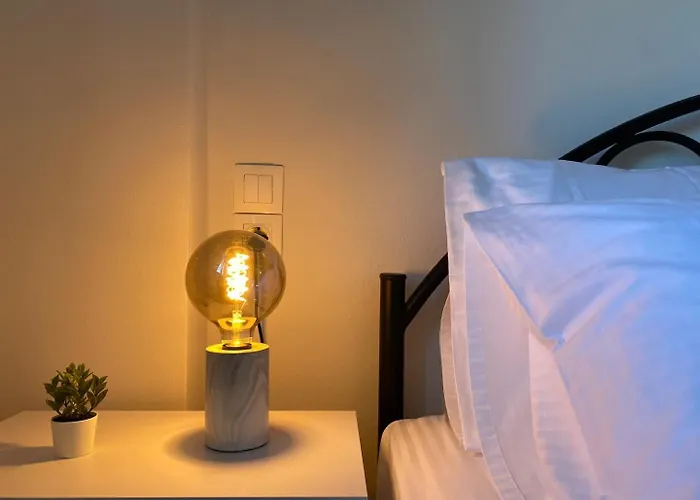 Zen Seaside Apartment