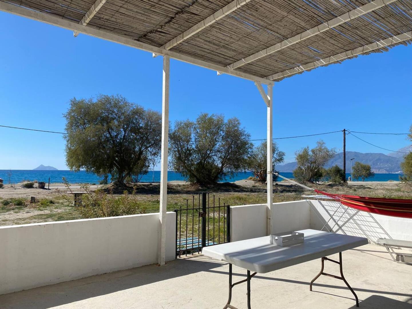 Zen Seaside Holiday home Kalamaki (Heraklion)